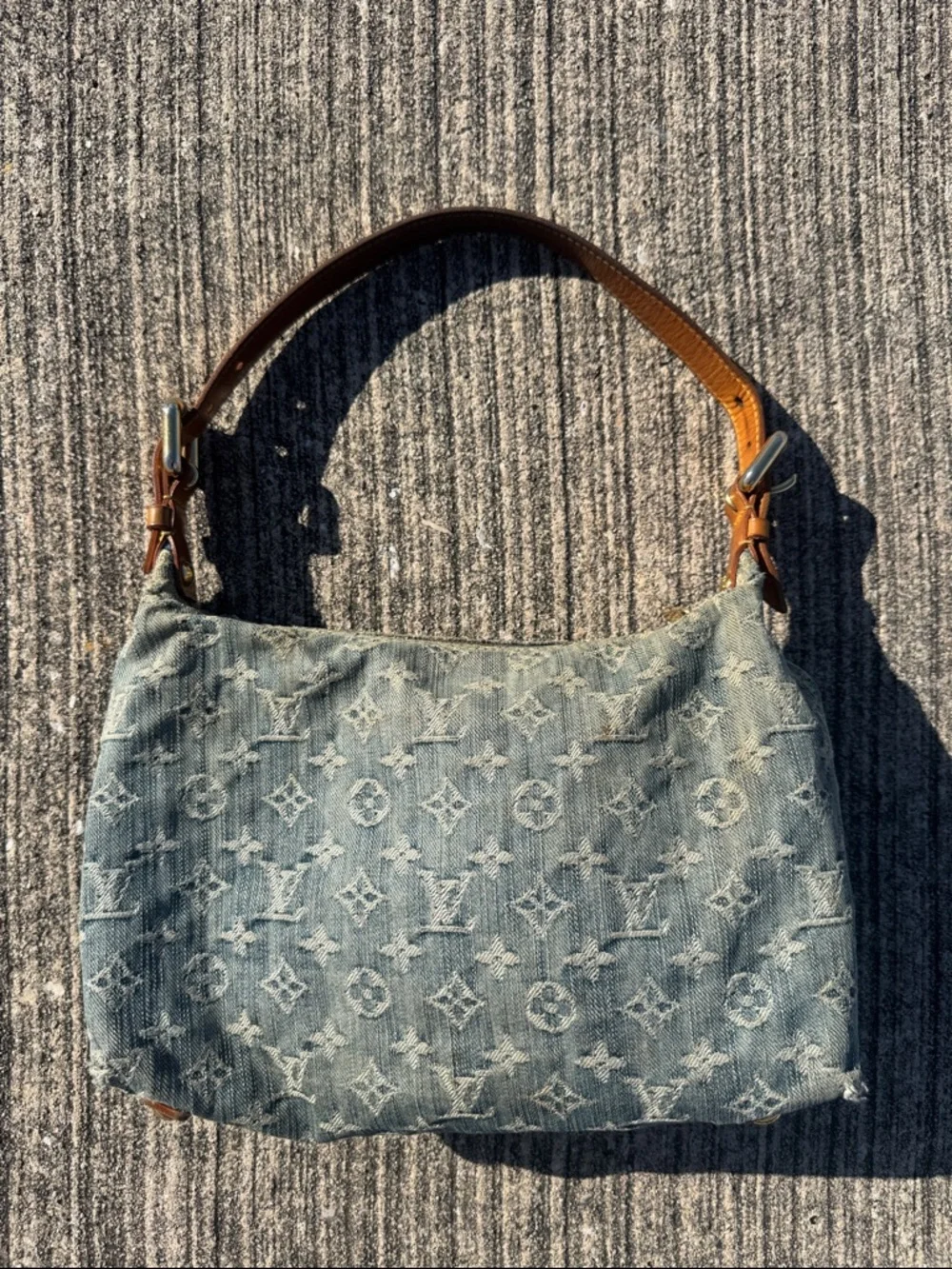 Vintage Louis Vuitton Denim Shoulder Bag with Leather Trim Baggy Pm - Picture 2 of 5